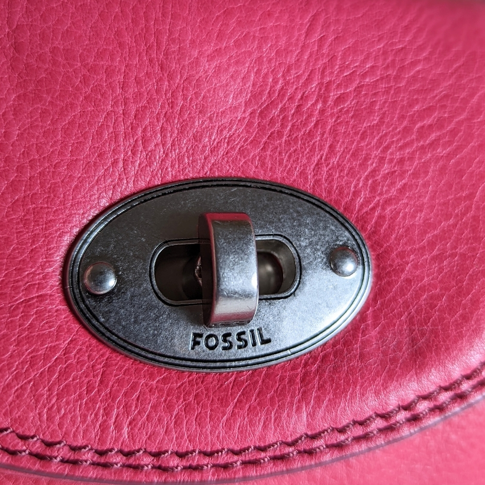 Fossil Marlow Bright Fuschia Pink Leather Crossbody Bag Purse - Picture 6 of 8